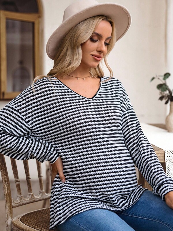 SHEIN Pregnant Women Spring/Autumn Casual Commuting Black & White Striped V-Neck Backless Twist Loose Sweatshirt