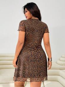 Solflare 春夏大码V领豹纹休闲连衣裙，适合婚礼宾客、度假、沙滩、节日、生日等场合，也可作为吊带裙穿着。 - 棕色 - 查看 2