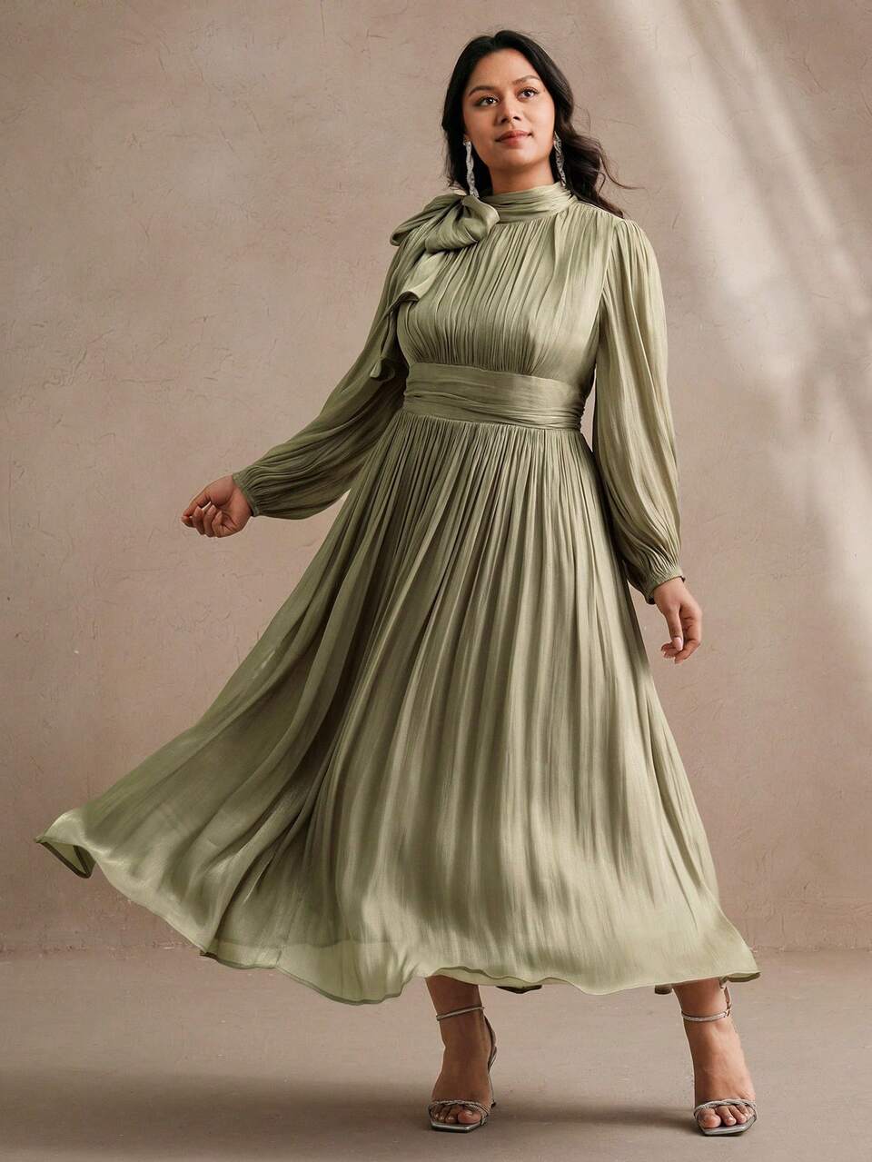 Plus Size Women Dress With Pleated Waist, Glossy Fabric, Elegant And Versatile, Suitable For Spring/Autumn Festivals