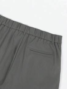 Manfinity Mode Men's Solid Color Simple Slim Fit Stylish Casual Shorts, Valentine's Day Shorts - Dark Grey - View 7