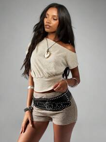 MISSGUIDED 露肩褶饰短款上衣休闲夏季船领宽腰合身罗纹针织衫假日沙滩装时尚街头风格节日服装 - 杏色 - 查看 3