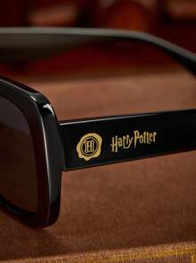 HARRY POTTER X SHEIN 大号方形黑色时尚眼镜，饰有金箔装饰，男女通用，适合日常佩戴。配有 Hedwig 皮革小袋，适合旅行和户外配饰。 - 黑色 - 查看 11