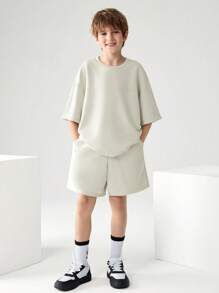 JNSQ Ensemble sweat-shirt à capuche et shorts de sport décontracté pour la rentrée scolaire, t-shirt oversize à col rond avec imprimé graphique de lettres amusantes et shorts pour enfants - Kaki - Voir 4