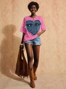 Denim Heart Design Oversize T-Shirt, Cotton Material, Round Neck, Decorative Denim Pocket Detail, Distressed Heart Pattern, Short Sleeves, Casual Wear, Creative Style, Regular Fit, Statement Piece, Perfect For Daily Wear, Unique Design Element, Breathable Cotton Fabric - Baby Pink - View 1