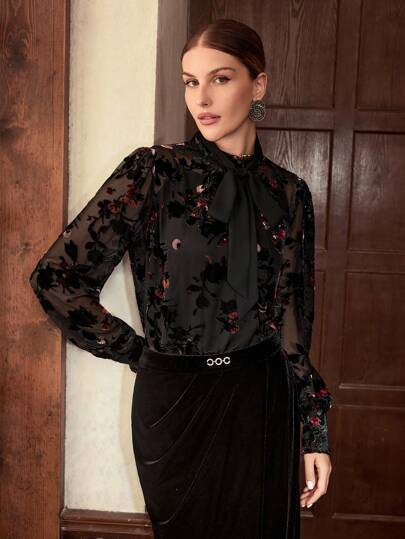 ZEYLAH Áo nữ tay dài thanh lịch họa tiết hoa jacquard khoét lỗ, mùa thu/đông