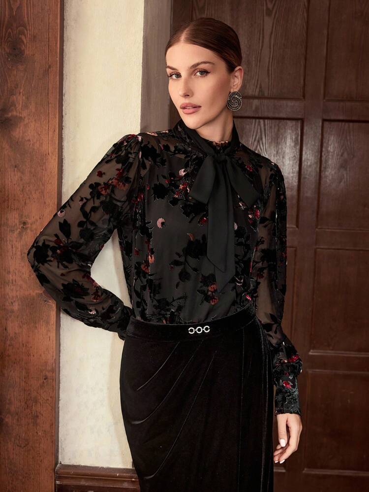 ZEYLAH Women's Long Sleeve Elegant Floral Jacquard Keyhole Blouse, Autumn/Winter