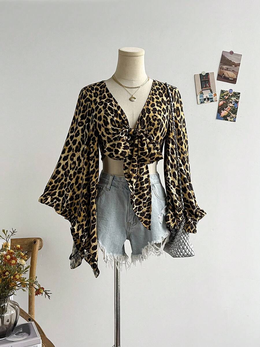 Soleia Áo sơ mi họa tiết da báo tay loe thắt nút hở phía trước cho kỳ nghỉ giản dị - Màu vàng - Xem 1