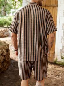 Manfinity Homme 大码男士夏季休闲条纹衬衫和短裤套装 - 棕色 - 查看 5