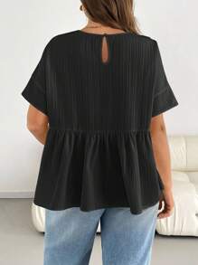 SHEIN Essnce 大码女装春夏时尚休闲宽松舒适日常百搭修身纹理面料黄色短袖衬衫，简约风格，曲线可爱上衣，外出上衣，欧洲夏季，荷叶边上衣，女士早午餐 - 黑色 - 查看 2