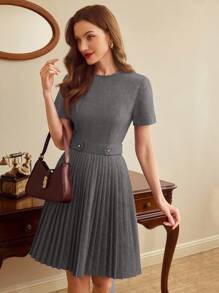 Vintamour 复古优雅女式百褶连衣裙 女式春夏装 女式夏装 毕业礼服 夏装 女式连衣裙 夏季婚礼宾客礼服 女式太阳裙 女式度假装 女式毕业礼服 女式优雅正式礼服 女式复活节礼服 女式优雅优雅连衣裙 女式生日礼服 母亲节蓝色连衣裙 商务休闲女式太阳裙 女式工作服 - 深灰色 - 查看 5