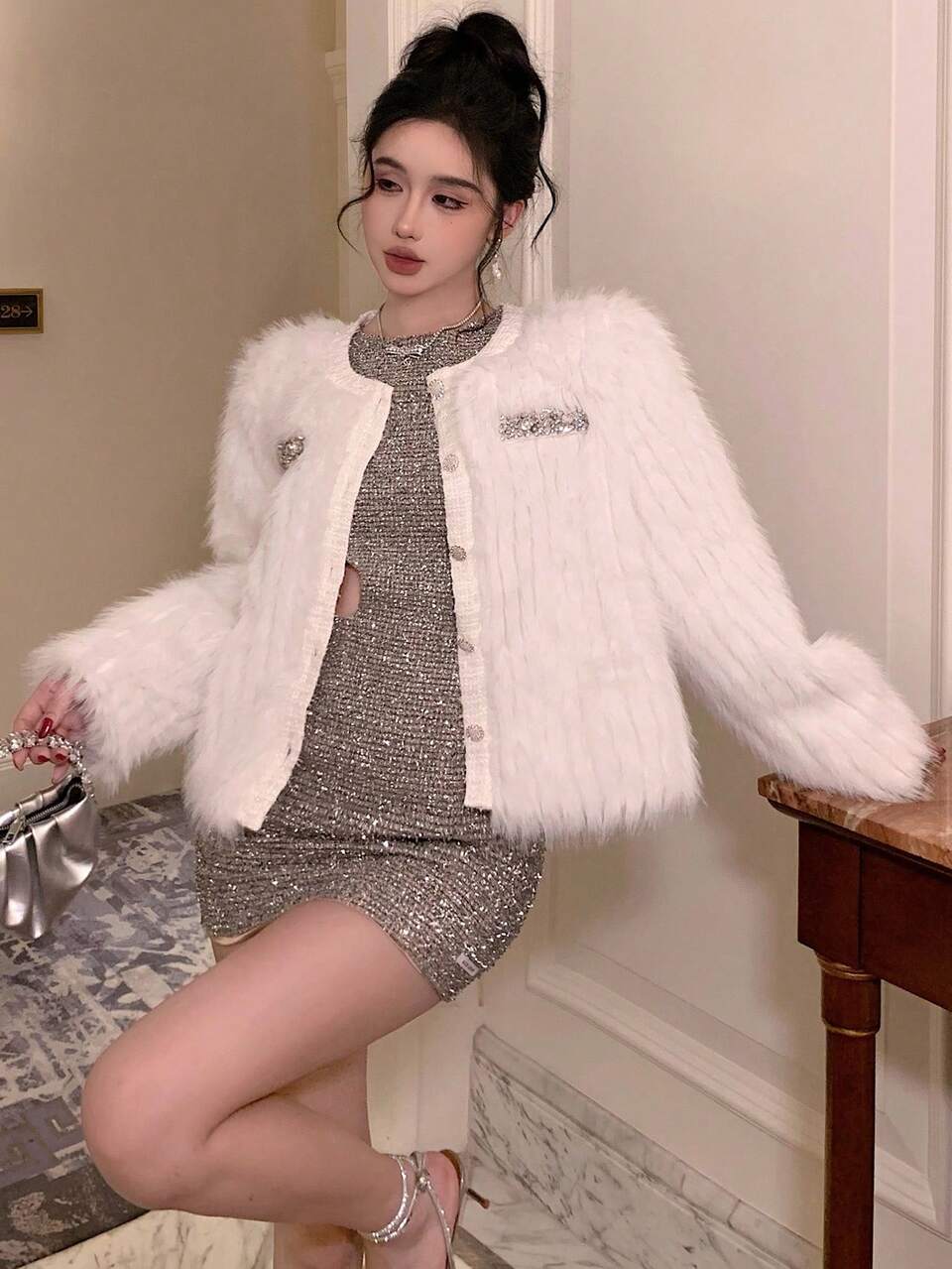 Women's Faux Fur Knit Fur Short Jacket, Regular Coat For Winter Modest Fashion Carnival