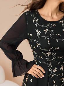 Modelyn 女式网眼刺绣拼布雪纺长袖喇叭连衣裙 - 黑色 - 查看 6