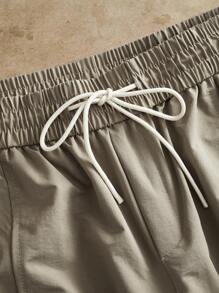 BRENVOR 夏季优雅松紧腰带抽绳多口袋橄榄绿色男士短裤 - 墨綠色 - 查看 1