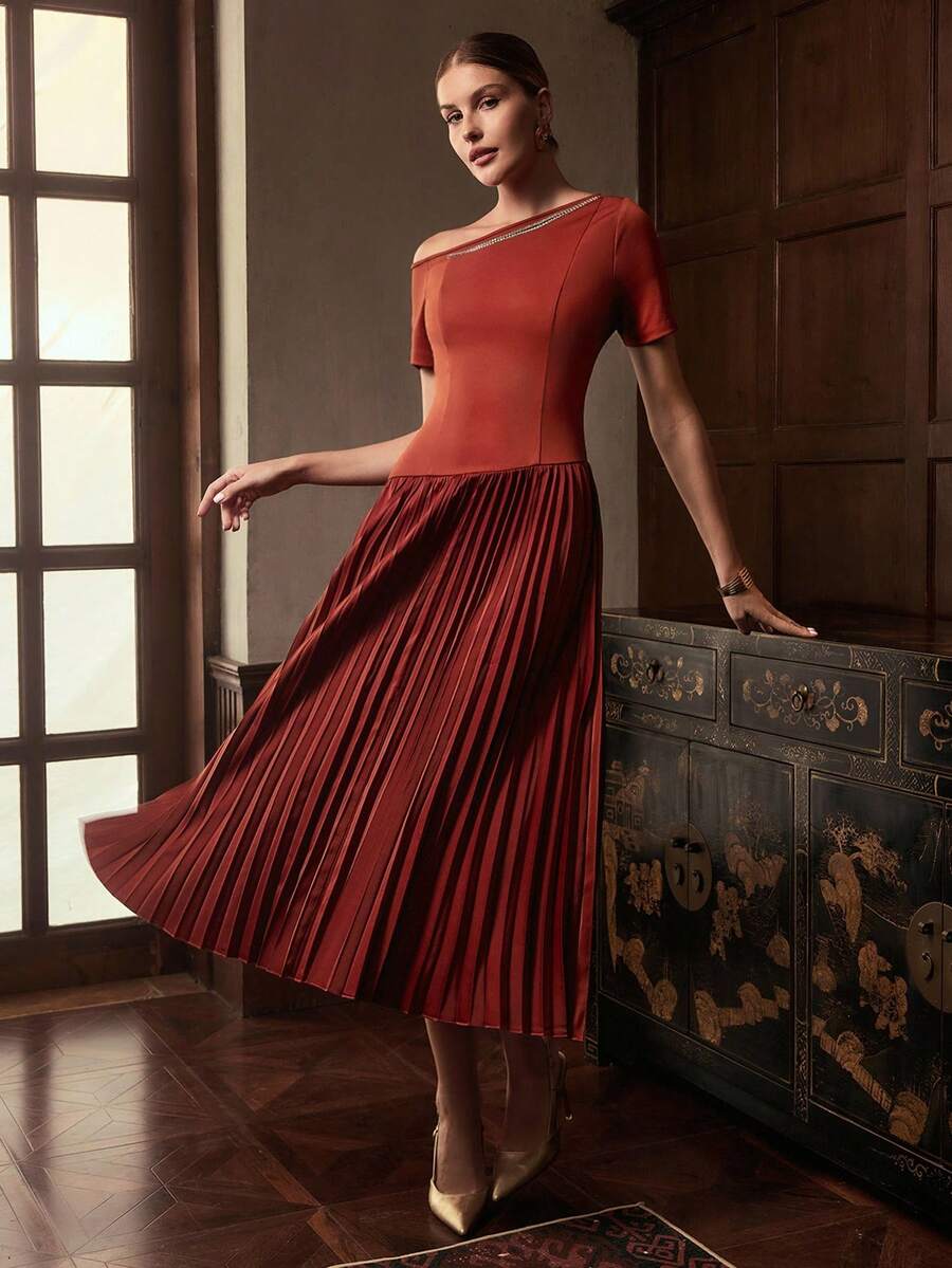 ZEYLAH Vestido Elegante com Decote Assimétrico, Bordado com Cristais, Babados na Barra, Verão - Marrom - Visão 1