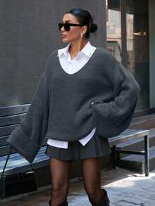 EURMUSE Áo len tay loe cổ chữ V sâu oversize thường ngày - Màu xám đen - Xem 3