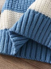 SHEIN Vintaside Kids 男婴条纹圆领长袖毛衣和针织裤休闲套装；男婴毛衣套装；男婴蓝色针织套装；蓝白条纹婴儿毛衣；男婴针织两件套；男婴针织裤；男婴针织两件套；男婴针织裤；男婴柔软条纹长袖毛衣和裤子套装，日常保暖舒适；男婴蓝白条纹长袖毛衣套装，冬季舒适；男婴蓝白条纹长袖毛衣针织套装，秋季穿着。