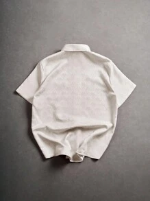 Manfinity Hypemode 男式花卉多臂短袖单排扣休闲口袋衬衫 - 杏色 - 查看 5