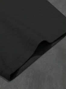 Manfinity EMRG Áo thun nam cổ tròn tay ngắn in hình ngọn lửa và chữ số, thoải mái, năng động cho mùa hè - màu đen - Xem 3