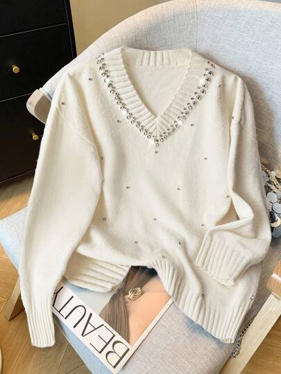 SHEIN Clasi 1 件女式加大码 V 领钻石缀饰落肩长袖纯色套头毛衣
