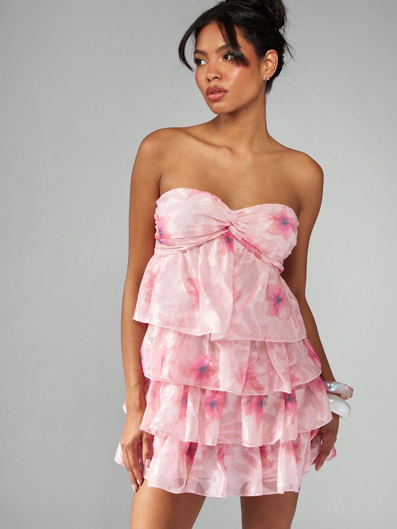 MISSGUIDED Tiered Ruffle Mini Dress With Sweetheart Neckline And Empire  Waist