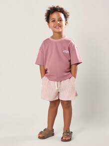 SUMWON 海滩氛围度假俱乐部儿童夏季卡普里意大利印花T恤短裤套装休闲酷炫假日休闲装地中海时尚男童套装 - 藕粉色 - 查看 2