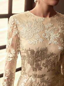 ZEYLAH EMBROIDERED FLORAL ELEGANT WAISTED DRESS - Champagne - View 2