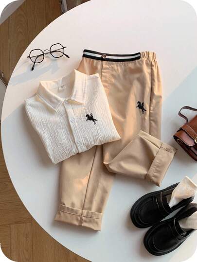 SHEIN 2pcs Young Boys Casual Academia Comfortable Deer Logo Decor White Collar Long Sleeve Shirt And Pants Set, Suitable For Outings, School, Daily Gatherings, Fall/Winter Season