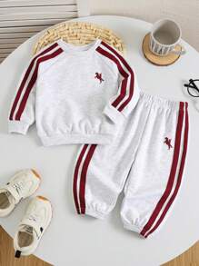 SHEIN 2pcs/Set Toddler/Baby Boy/Girl Autumn/Winter Long Sleeve Sweatshirt And Jogger Pants Set, Comfortable Casual Daily Fashion Sports Style Basic Outfit, Suitable For Indoor, Outdoor, Daily, Sports, Play, Party, Photo Shoot, Holiday, Festival, Tracksuit, Streetwear, Back To School Fall