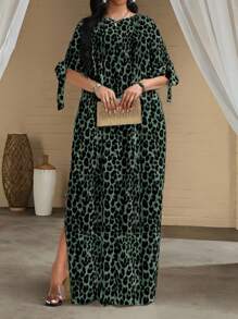 SHEIN Lady 2025 New Holiday Dress Plus Size Leopard Print Short Sleeve Women's Robe Loose Drape Holiday Bridal Shower Dress Beach Women's High Waist Slim Fit Maxi Dress Fall Clothes For Women - Green - View 3