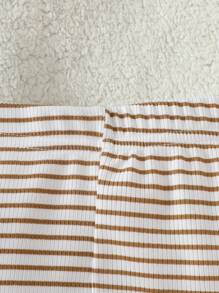 SHEIN 韩式两件套幼儿婴儿卫衣和条纹裤套装，柔软棉质可爱恐龙图案套头衫和裤子 - 杏色 - 查看 4