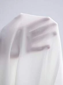 Uhlyne Uhlyne Áo khoác cardigan nữ thanh lịch, mềm mại như lụa chiffon, màu trắng, cổ bẻ, thích hợp mặc đi làm và đi chơi, kiểu dáng tối giản, mùa thu, dành cho giáo viên, đi học, màu trung tính, phong cách công sở thường ngày, phong cách cổ điển, toàn màu trắng. - trắng - Xem 7