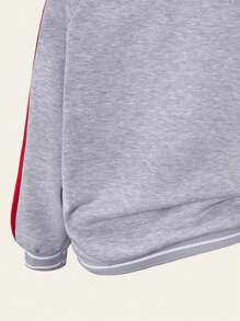 SHEIN Explorewe Streecool KIDS Teenager Girls Autumn/Winter Casual Comfortable Fashion Versatile Sweet Cool Sports Campus Style Design Simple Letter Print Patchwork Contrast Color Crew Neck Sweatshirt & Solid Color Pleated Skirt 2 Pieces Set