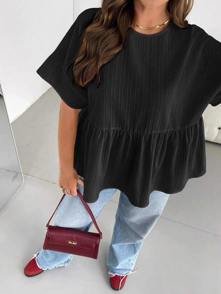 SHEIN Essnce 大码女装春夏时尚休闲宽松舒适日常百搭修身纹理面料黄色短袖衬衫，简约风格，曲线可爱上衣，外出上衣，欧洲夏季，荷叶边上衣，女士早午餐 - 黑色 - 查看 1