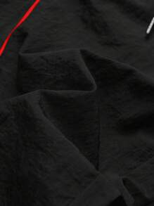 Manfinity EMRG Men's Black Cropped Sports Pants With Red Trim And Zipper Detail Windbreaker Pants Men Athletic Pants Track Pant Nylon Pants Parachute Pants Sweat Pants - Black - View 3