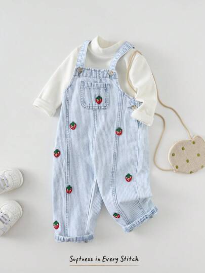Cozy Pixies 蓝色可爱草莓印花女婴休闲连体裤，适合春夏季休闲度假、居家、郊游、野餐、度假