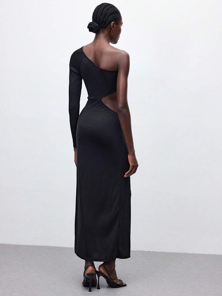 SHEIN Maija 2025年新作 ボヘミアンスタイル ブラックドレス、ウエスト部分がカットアウト、メタルバックル、春夏、イースター、音楽フェス、結婚式ゲスト、ブランチ、空港、デイリー、パーティーに適しています、エレガントな非対称ネックデザイン