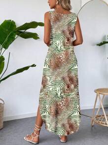 SHEIN LUNE 休闲简约绿色豹纹印花长款连衣裙，适合夏季