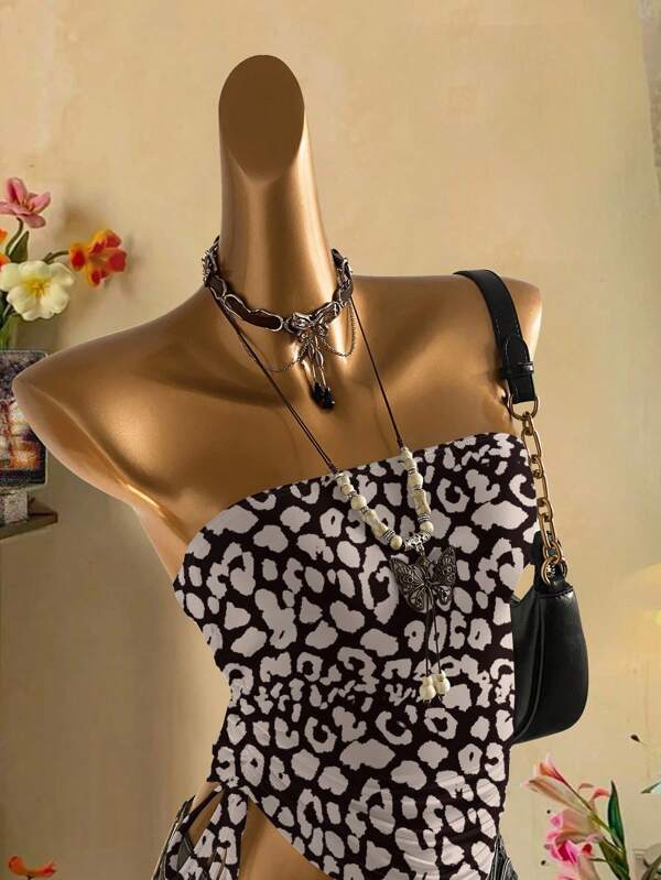 Attitoon Women's Leopard Print Fitted Ruched Crop Top With Front Tie