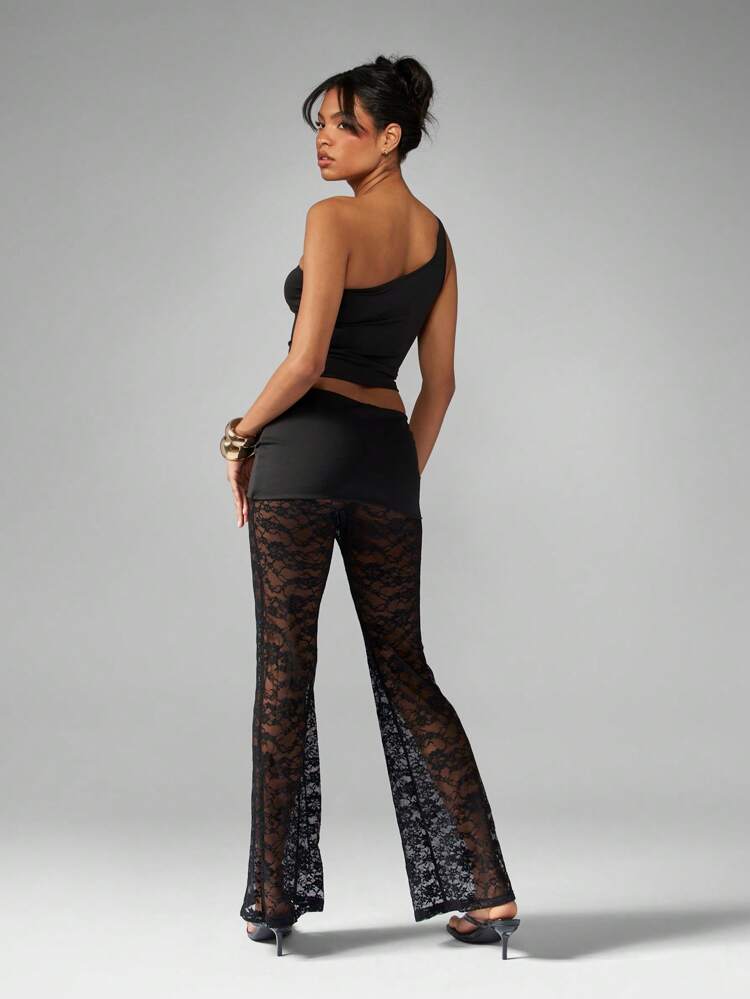 MISSGUIDED One Shoulder Crop Top High Rise Lace Flare Pants Two Piece Evening Party Club Festival Outfit Stretchy Elegant Y2K Fashion Set