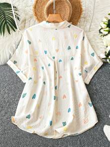 SHEIN LUNE Court Retro  Plus Size Women's Front Button Short Sleeve Pocket Heart Detail Casual Shirt