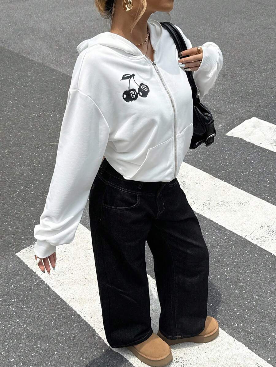 SHEIN Teens Girl Casual Minimalist Loose Fit Cherry Pattern Pullover Hoodie,In Fall/Winter