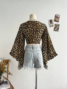 Soleia Áo sơ mi họa tiết da báo tay loe thắt nút hở phía trước cho kỳ nghỉ giản dị - Màu vàng - Xem 2