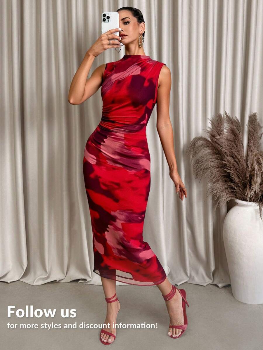 Lavishia 红色抽象印花无袖紧身腰连衣裙，适合夏季