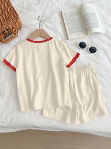 SHEIN 奶油黄色，复古可爱樱桃印花，学院风字母印花，少女休闲简约短袖短裤两件套，适合夏季，返校季，返校季服装，2000 年代风格，Y2K，清凉夏日，度假氛围 - 彩色 - 查看 2