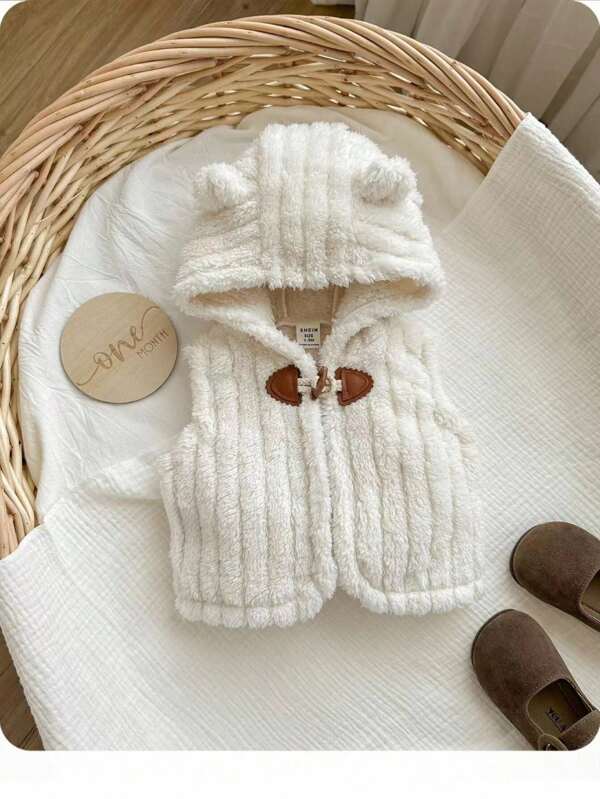 SHEIN Capucha con orejas de oso adorable, chaqueta de felpa y top sin mangas, de moda y lindo para niños pequeños