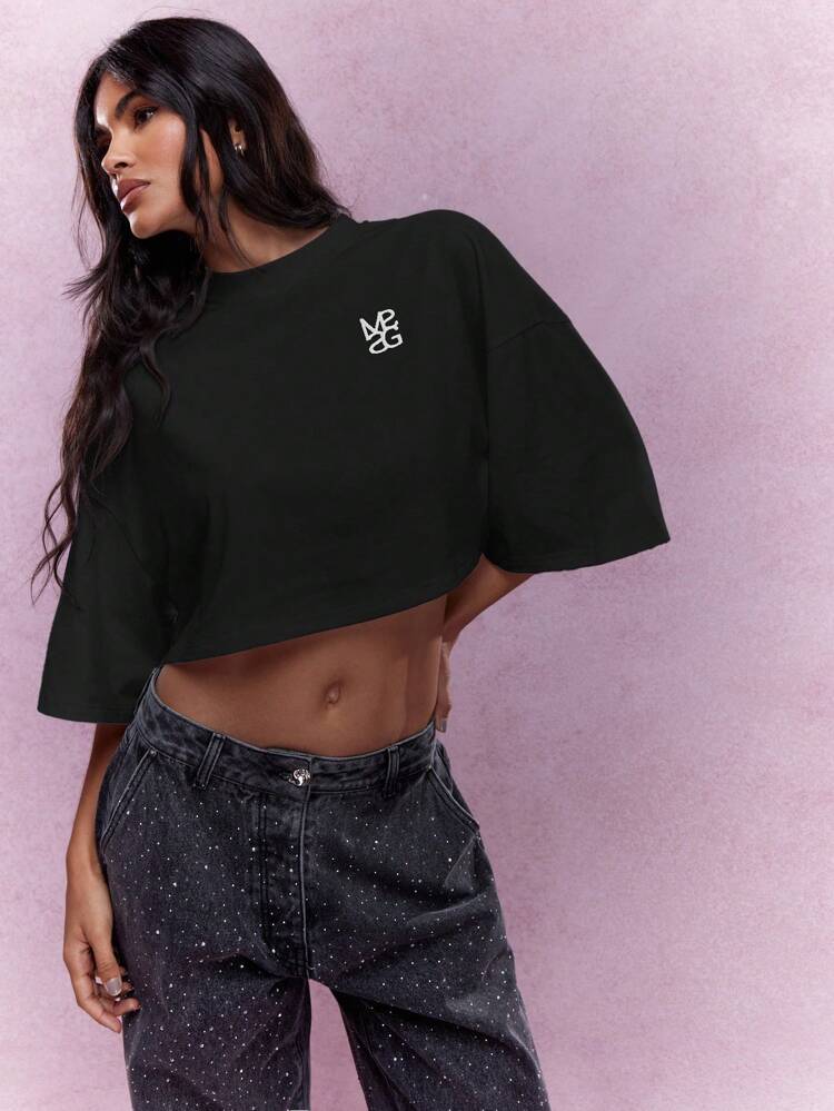 MISSGUIDED Top court oversize décontracté, épaules dégagées, manches trois-quarts, logo brodé, mélange de coton, style athleisure automne, coupe ample, style urbain
