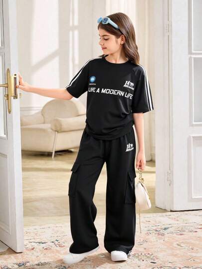 SHEIN Tween Girl 街头风格超大宽松插肩色块文字和赛车图案印花 T 恤搭配撞色胶带装饰阔腿工装裤套装，黑色返校装适合休闲、户外和街头穿着