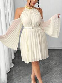 Elenzga 大码优雅露肩褶皱喇叭袖连衣裙