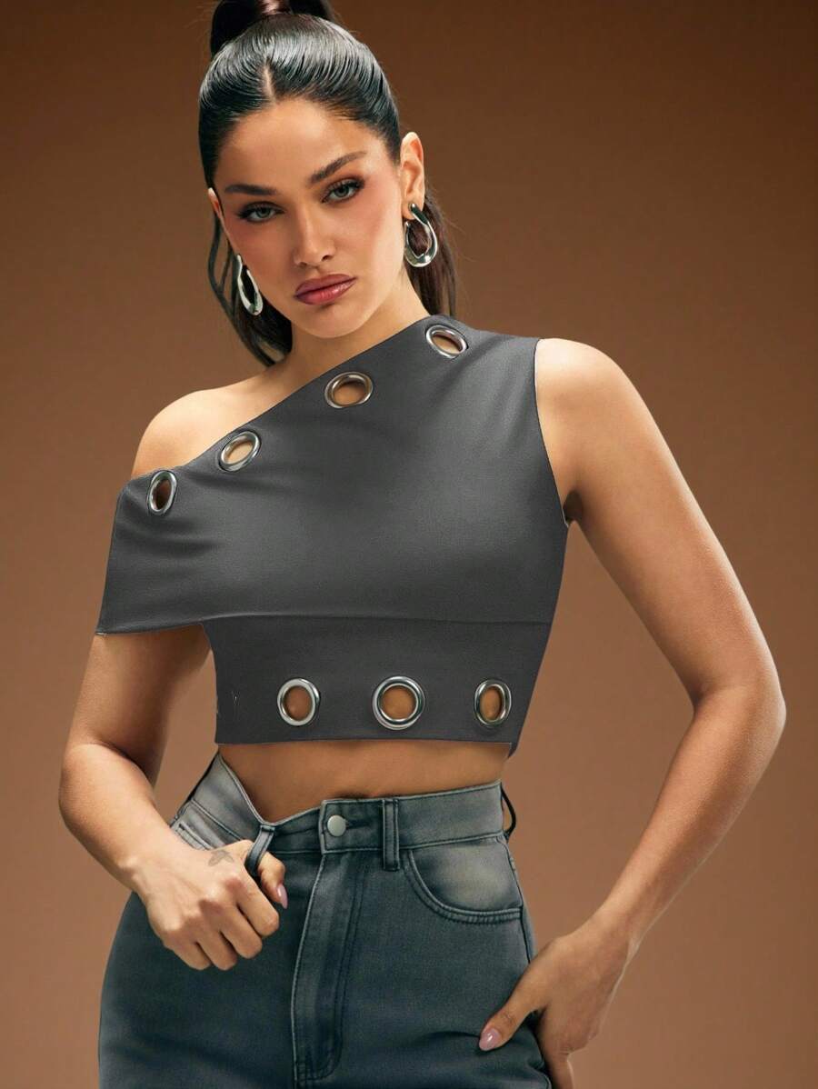 Denimoi 女式斜肩短款时尚上衣，带金属扣眼装饰 - 深灰色 - 查看 1