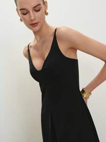 BizChic 2025年夏季新款优雅女士长款黑色连衣裙，无袖，适合日常、通勤、工作、约会、毕业